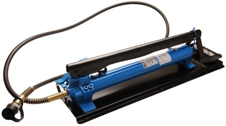 Hydraulická nožní pumpa s dvojitým pístem