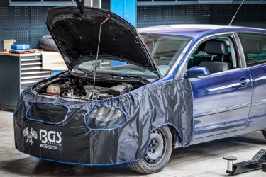 Přední ochranná plachta pro osobní automobily